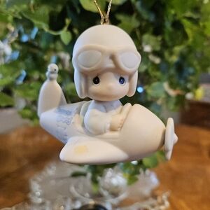 Enesco Precious Moments Christmas Ornament Figurine "Have a Heaveny Christmas"